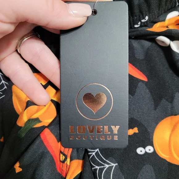 Halloween Leggins! Lovely Boutique - Picture 3 of 4